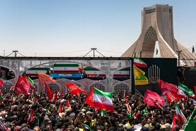 تشییع پیکر رهبر شهید در تهران