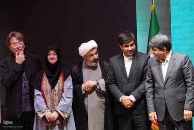 آیین رونمایی و تحویل لوح ثبت یزد به عنوان شهر جهانی زیور آلات سنتی