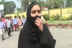 'ہندو دوستوں نے میرا ساتھ دیا'، انتہا پسندوں کا مقابلہ کرنیوالی مسکان کا بیان