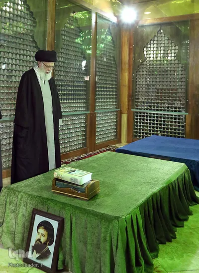 حضور رهبر انقلاب در مرقد مطهر امام خمینی(ره) و گلزار شهدا