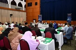 دراسة قضیة کشمیر في المؤتمر الإسلامي بمالیزیا