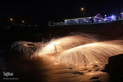 Gaza begrüßt Monat Ramadan mit etwas Feuerwerk