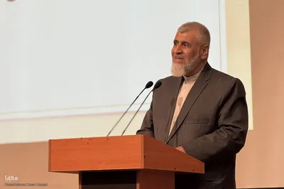 آئین رونمایی کتاب « از ارتفاعات سخت تا نخل‌های بی‌سر»‎