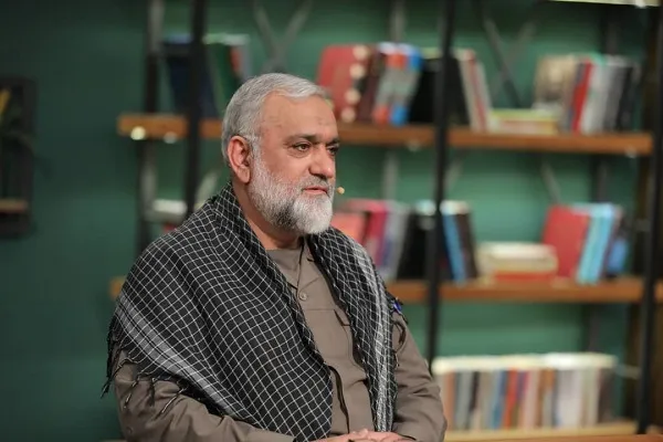 مهم‌ترین وظیفه در گام دوم انقلاب؛ شکست حصر فرهنگی دشمن در فضای مجازی