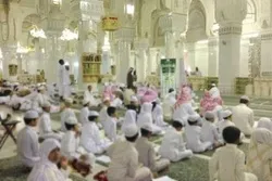 Ayyukan Da'irar Kur'ani A Haramin Makka Bayan Janye Ka'idojin Korona