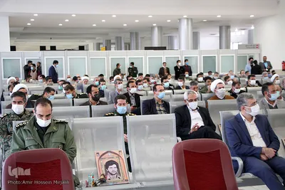 آيين استقبال نمادين از ورود تاريخي امام(ره) در فرودگاه شهيد صدوقي يزد‎‎