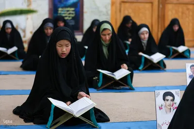 مراسم جزءخوانی قرآن در امامزاده نرمی دولت‌آباد