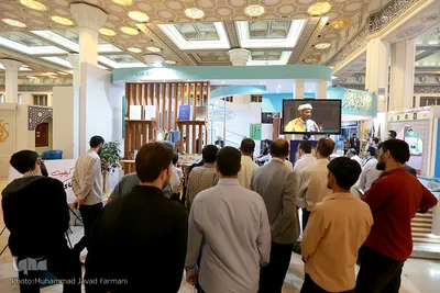 مناظره صادق زیباکلام و محمدحسن قدیری ابیانه با موضوع تعهد و تخصص مسولان و نقد مسولانه
