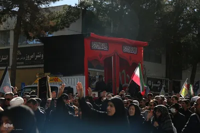 شکوه بدرقه لاله‌های گمنام فاطمی در بیرجند