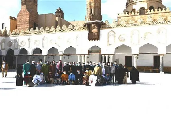 Uluslararası Kur'an-ı Kerim Yarışması'na katılanlar tarihi ve  İslami  mekanları gezdi