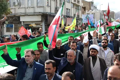 حضور اراکی‌ها در راهپیمایی 13 آبان