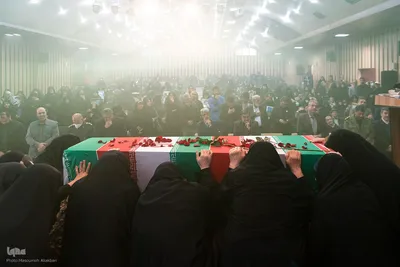مراسم تکریم از مادران و همسران شهدا