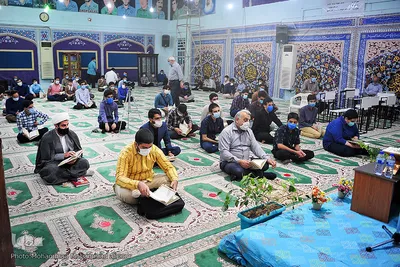 محفل انس با قرآن در مسجد حضرت مهدی(عج)
