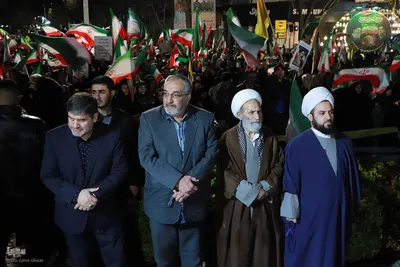 نمایش پهپاد شاهد ۱۳۶ در اجتماع شبانه تبریزی‌ها