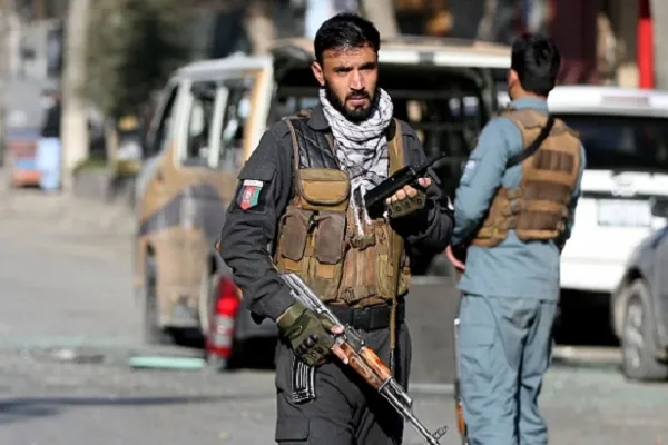 Afganistan'da bombalı araç saldırısı: 12 yaralı