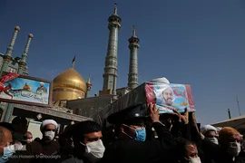 مراسم تشییع پیکر شهید مالامیری، نخستین روحانی شهید مدافع حرم در شهر مقدس قم
