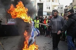 Bahraini Youth Jailed over Torching Zionist Regime Flag