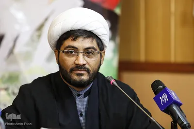 نشست صميمي فرمانده سپاه فجر شیراز با اصحاب رسانه
