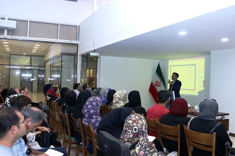 طرح جامع گردشگری الکترونیک  از سوی استان فارس راه‌اندازی می‌شود