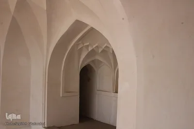 بنای خواجه خضر؛ آرامگاهی در دل شهر