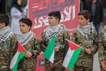 زنجیره انسانی دانش آموزان و کادر درمان تبریز در حمایت از مظلومان غزه‎