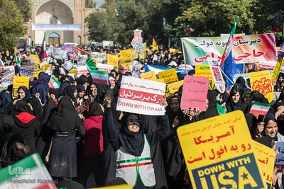راهپیمایی ۱۳ آبان در قزوین