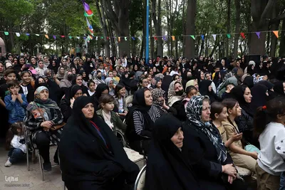 حضور خادمین و پرچم حرم مطهر امام رضا(ع) در اهر