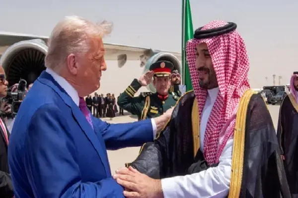 تجمع العلماء المسلمين بلبنان يعلّق على زيارة 