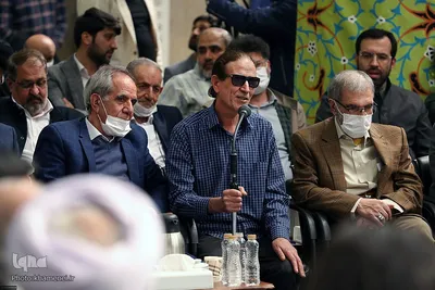 دیدار شاعران و اساتید ادبیات فارسی