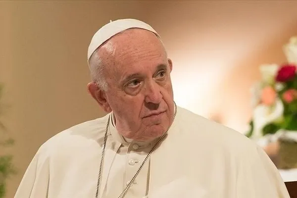 Papa, geleneksel Noel mesajında silahların susması çağrısında bulundu