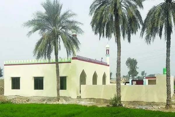 Pakistan’da Katar Hayır Kurumu tarafından camii inşa ediliyor