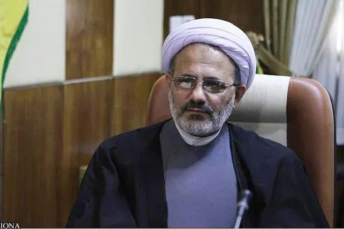 قرائت زیارت اربعین را به خانه‌ها می‌آوریم