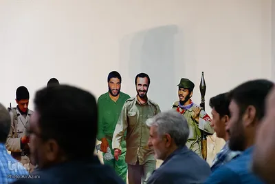 آیین عطرافشانی و گلباران مزار مطهر شهدا در اصفهان