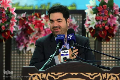 محفل انس با قرآن کاروان قرآنی انقلاب در امامزاده محمد هلال ابن علی(ع) کاشان