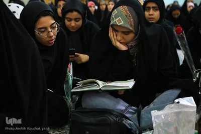 جشن آغاز سال تحصیلی با حضور دختران دانشجو