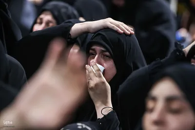 آخرین دیدار خانواده‌های معظم شهدا با رهبر شهید انقلاب