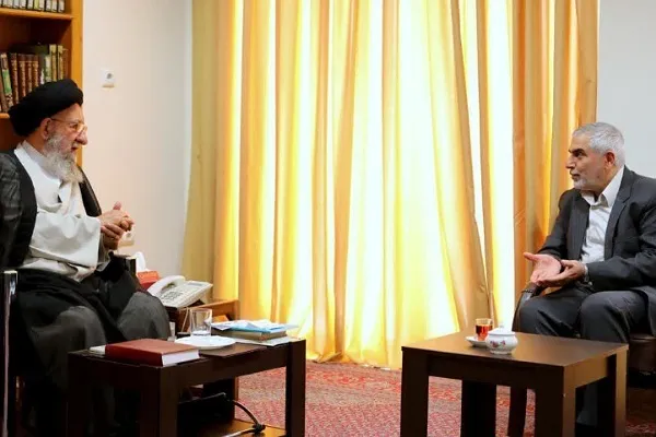 معاون هماهنگ کننده وزارت دفاع با امام جمعه گرگان دیدار کرد