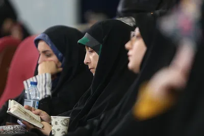ششمین شب مسابقات سراسری قرآن در بخش بانوان