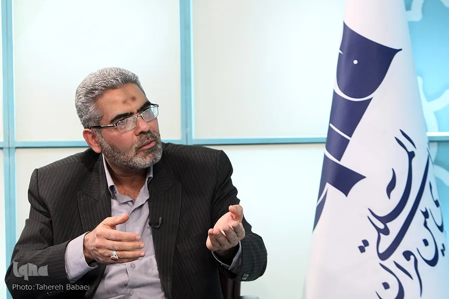کاهش سود بانکی؛ راهی برای دوری از ربا / شرایط کنونی بورس «قمارگونه» است