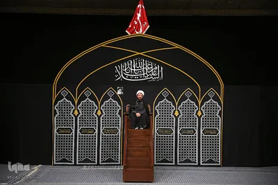 مراسم عزادای شام غریبان در حسینیه امام خمینی(ره)