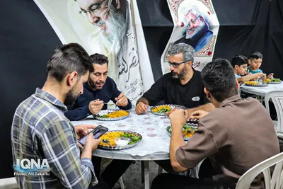فعالیت موکب امام حسنی‌های ملایر در مسیر زائران اربعین
