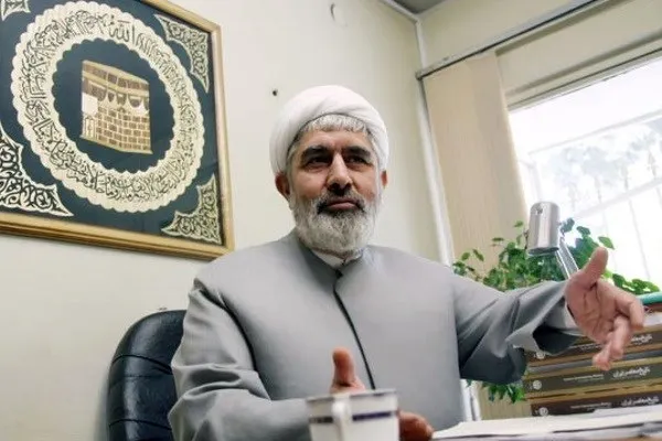 مدخل امام(ره) در دایرةالمعارف بزرگ اسلامی سراسر تشویش است