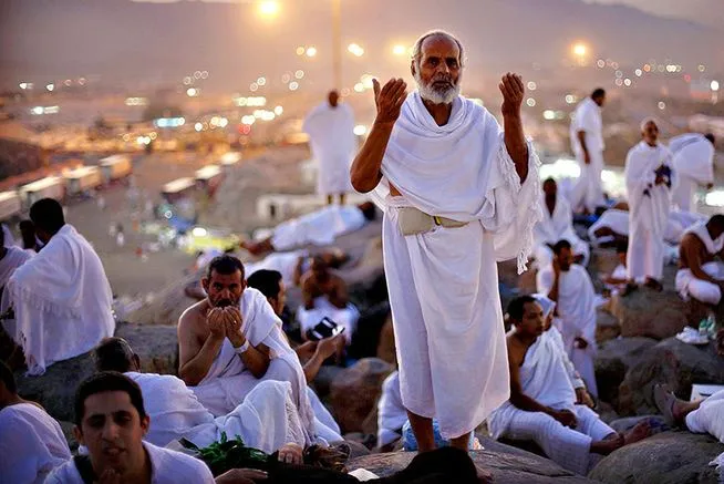 آداب ورود به مسجدالحرام چیست