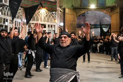 حسینیه ایران؛ تاسوعای حسینی در بزرگ‌ترین بازار سرپوشیده جهان