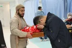 تجلیل از پرستاران بیمارستان امام حسین(ع) توسط گروه فرهنگی و جهادی خادم‌الشهداء‎