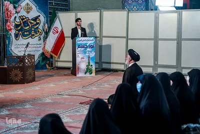 برگزاری نماز جماعت باشکوه دانش آموزی