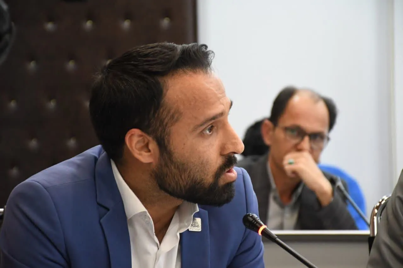 دیدار فعالان کانون‌های مساجد با رهبر انقلاب پیگیری شود
