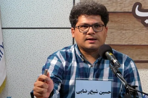 تاریخ‌نگاری ایده‌محور درباره توسعه ساده‌انگارانه است