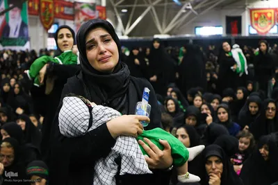 مراسم شیرخوارگان حسینی در اصفهان