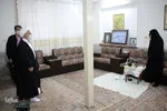مادر شهیدی در یزد که رهبر انقلاب از وی تجلیل کردند